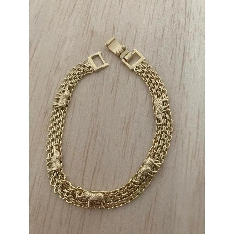 Elephant Charm Sports Wristband Bracelet - Unisex, Gold Plated, Ideal Gift for Birthdays and Christmas, Everyday Accessory